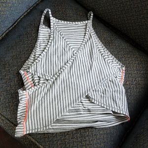 Lululemon vita loca crop